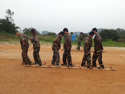 能者橡膠（<a title='鼠標(biāo)墊廠家' target='_blank' href='http://www.hfyhdy.com/' class='seolabel'>鼠標(biāo)墊廠家</a>）戶外拓展感悟