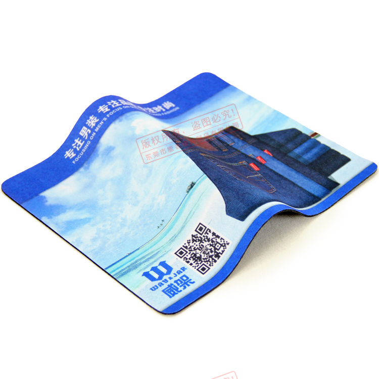 服裝<a title='廣告鼠標墊' target='_blank' href='http://www.hfyhdy.com/' class='seolabel'>廣告鼠標墊</a>